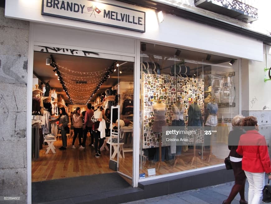 Lugar Brandy Melville