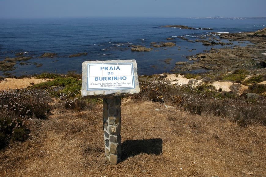 Place Praia do Burrinho