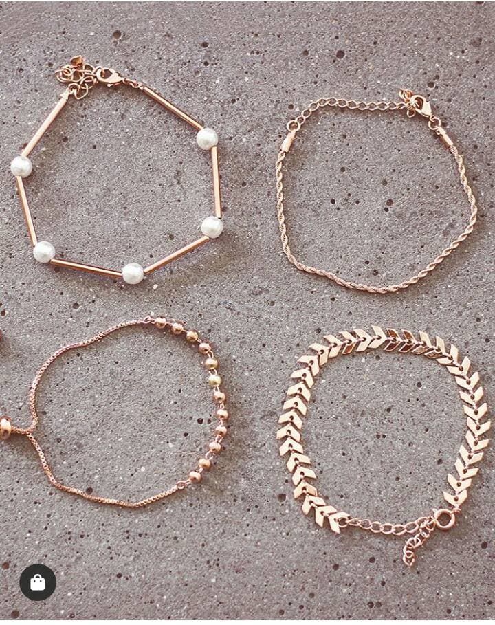 Moda Pulseiras rosé 💗💫 não sei se esta disponível 