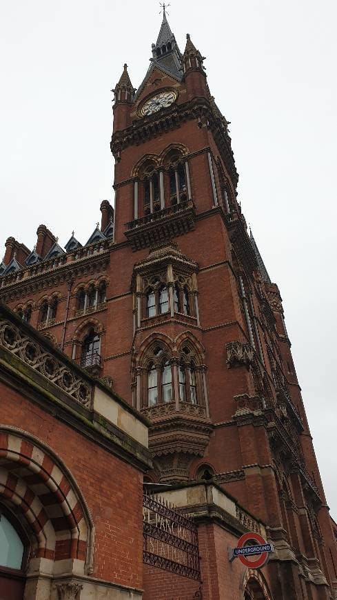 Place St Pancras Station