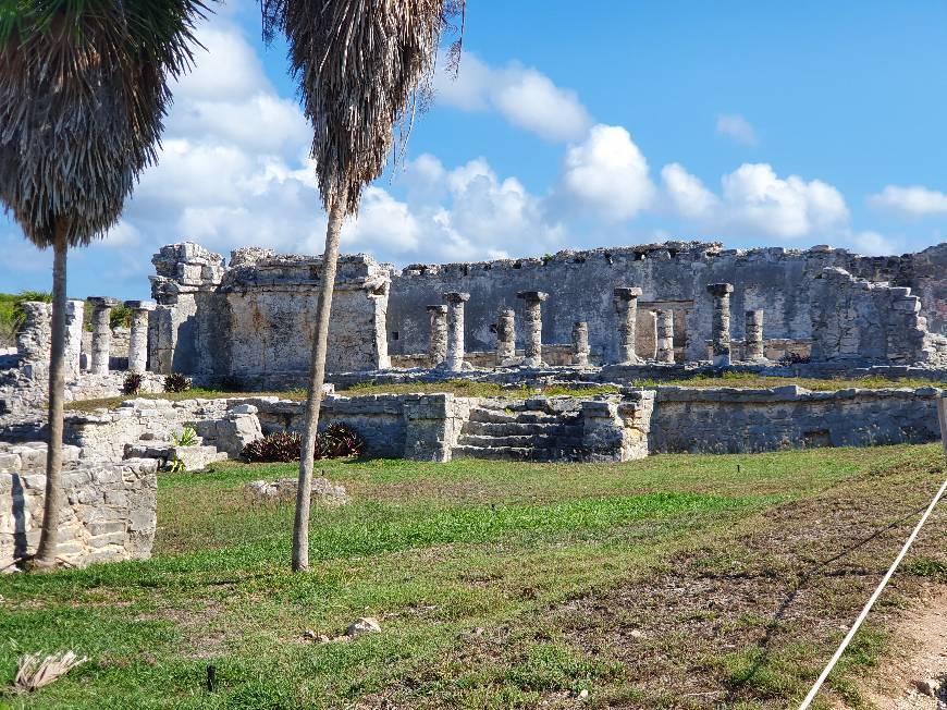 Place Zona Arqueológica de Tulum