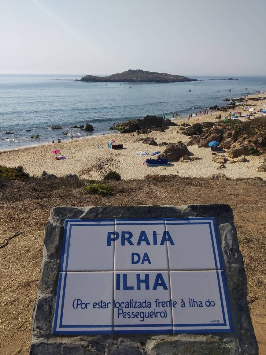 Lugar Praia da Ilha do Pessegueiro