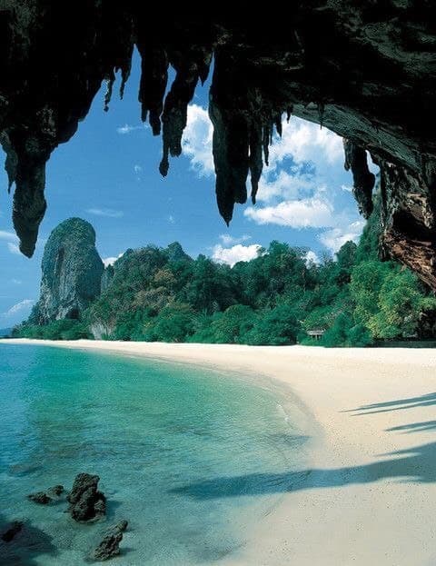 Lugar Phra nang Cave Beach