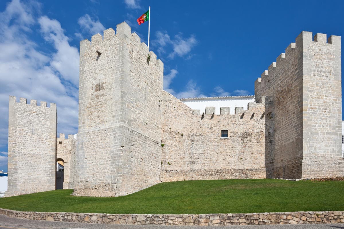 Lugar Castillo De Loule