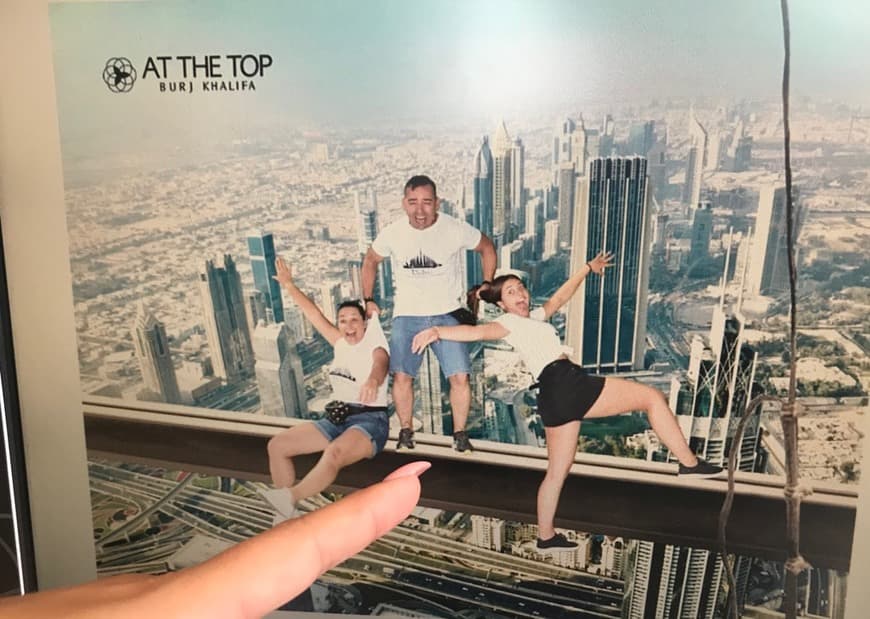 Lugar At The Top Burj Khalifa