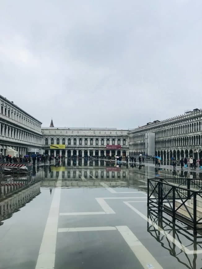 Place Piazza San Marco