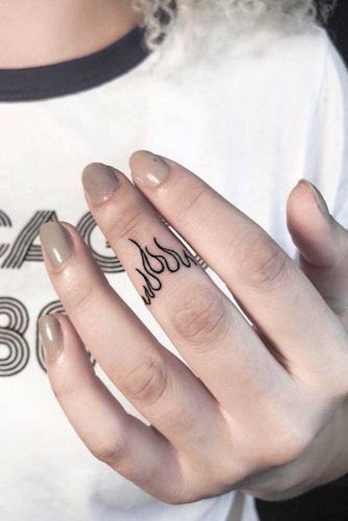 Fashion Tatuagem de Fogo no dedo