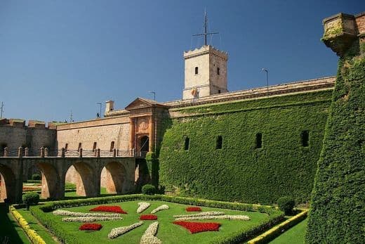 Place Castillo de Montjuïc