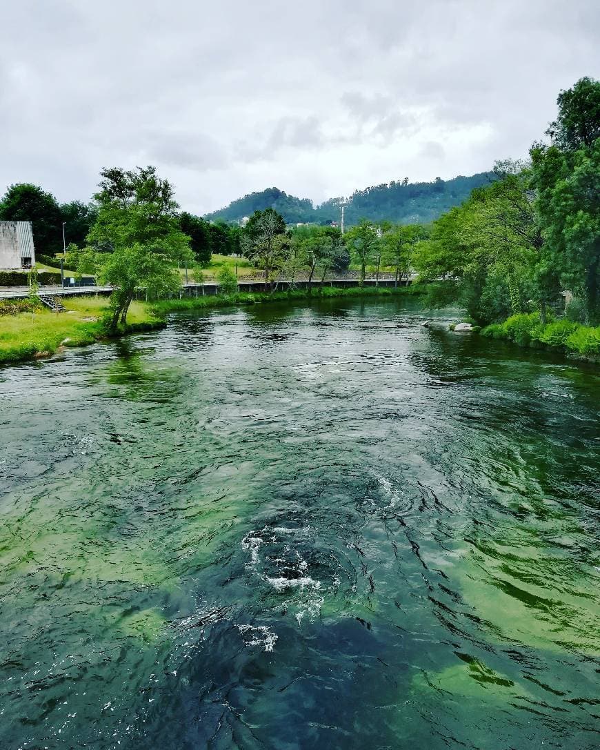 Lugar Rio Vez