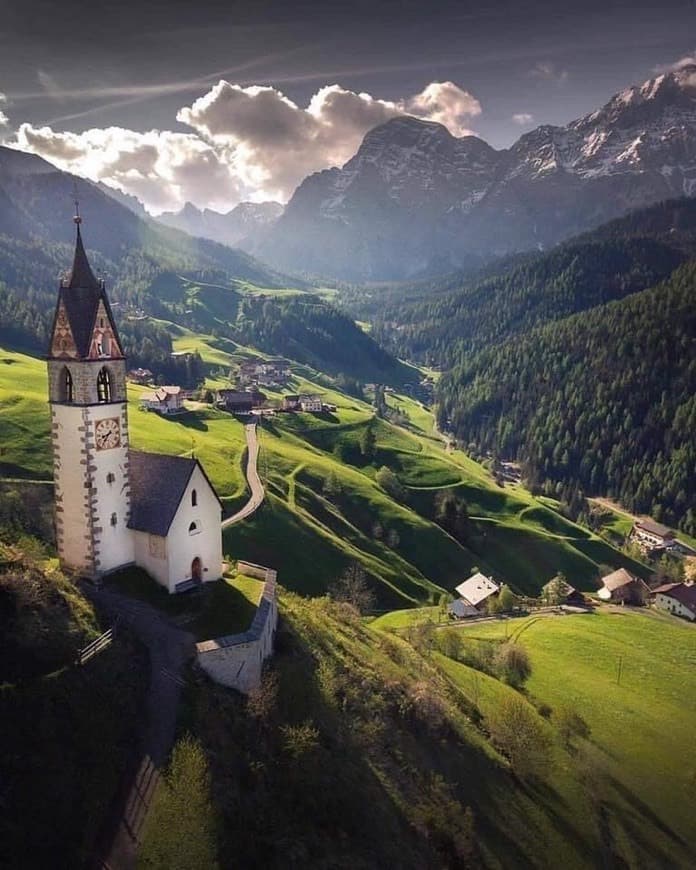 Lugar Dolomites