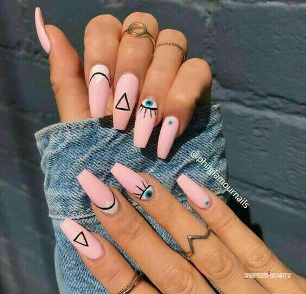 Fashion Unhas decorada rosinha 👀❤