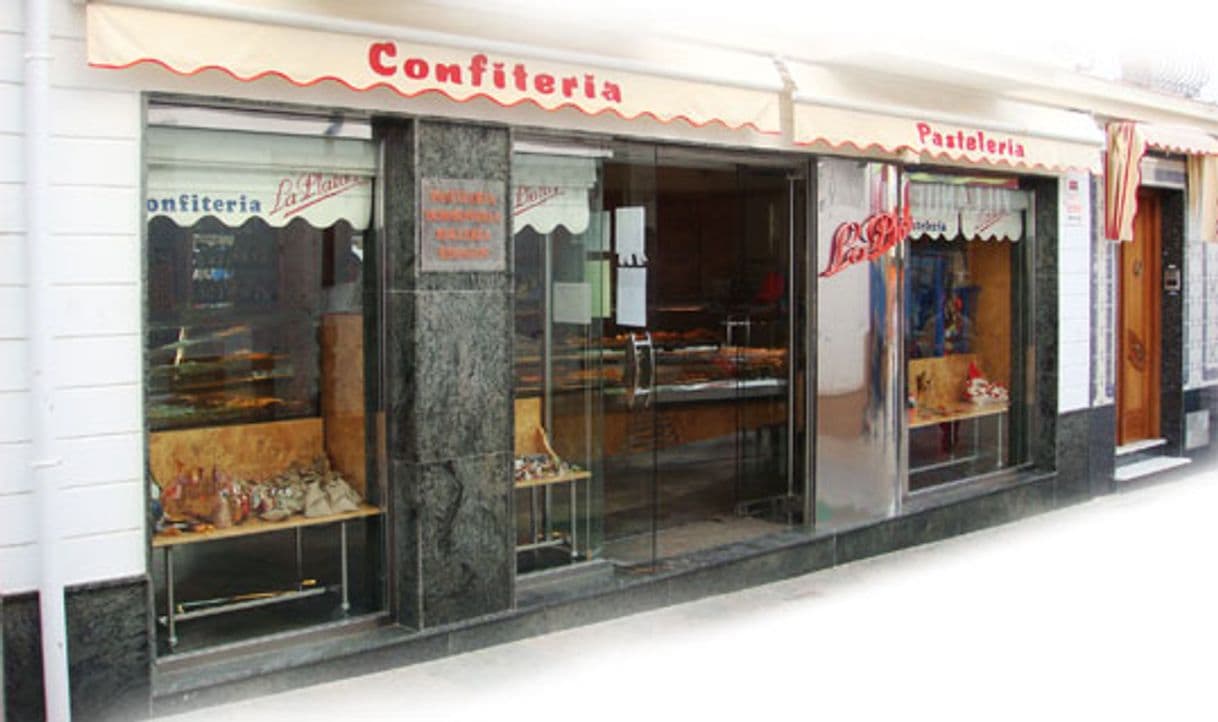 Lugar Confitería Pastelería La Plata