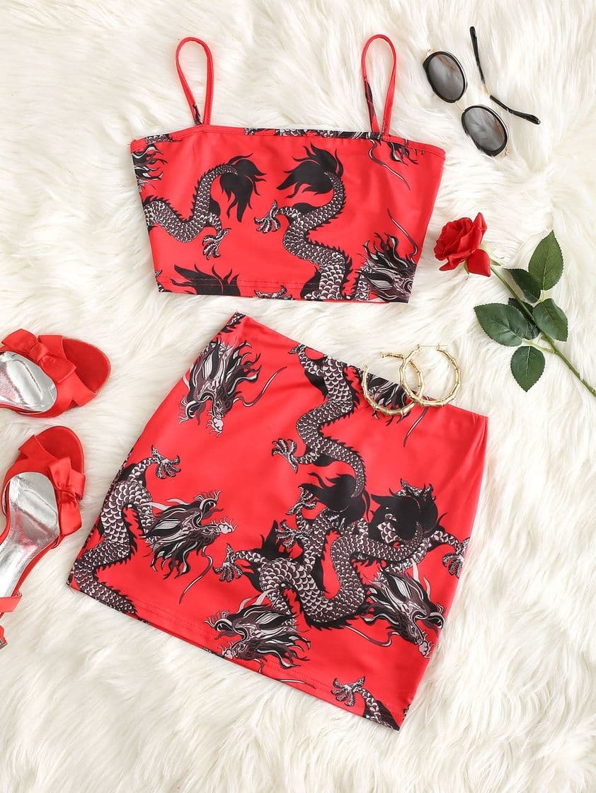 Moda https://eur-m.zaful.com/dragon-print-oriental-mini-skirt-set