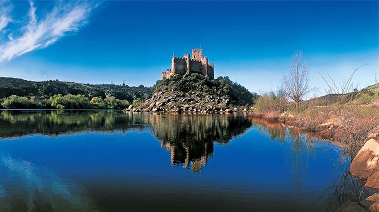 Place Castelo de Almourol