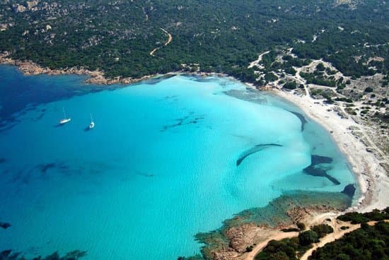 Place Spiaggia Del Piccolo Pevero Beach