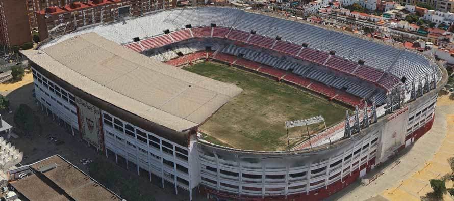 Place Ramon Sanchez-Pizjuan Stadium