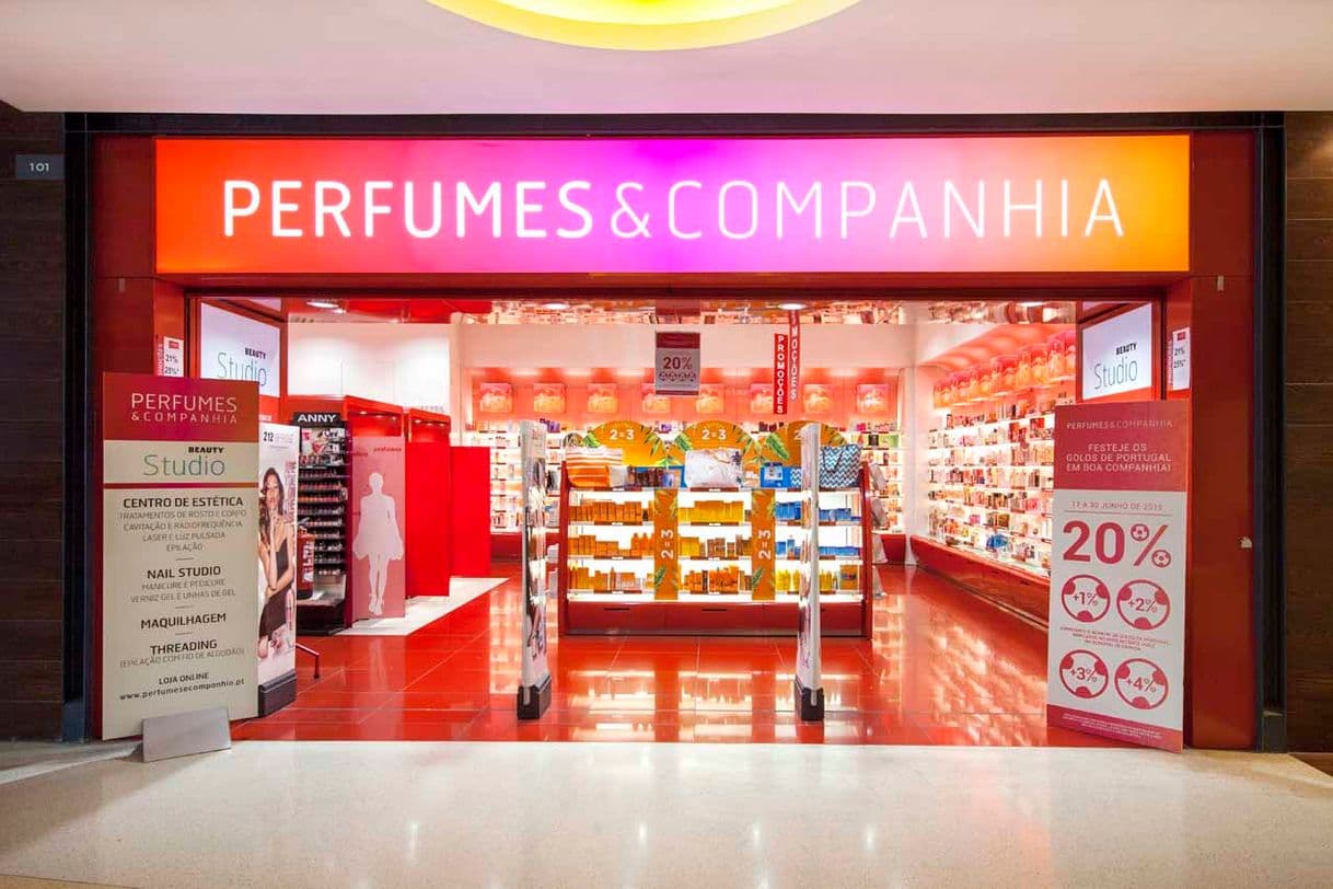 Place Perfumes & Companhia