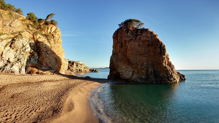 Place Playa Illa Roja