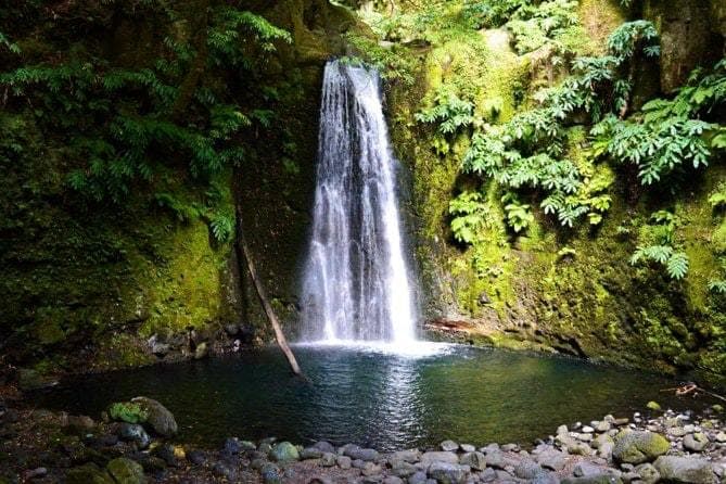 Lugar Sanguinho - Turismo de Natureza nos Açores Lda.