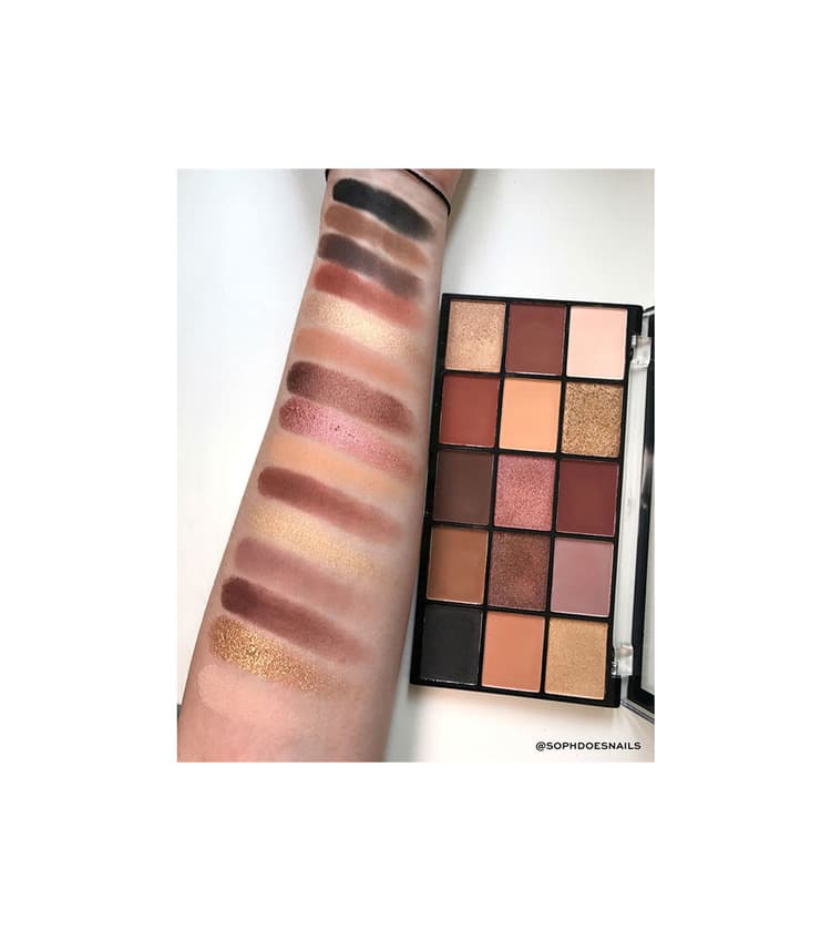 Product Reloaded Iconic 1.0 Palette REVOLUTION Paleta de sombras de ...