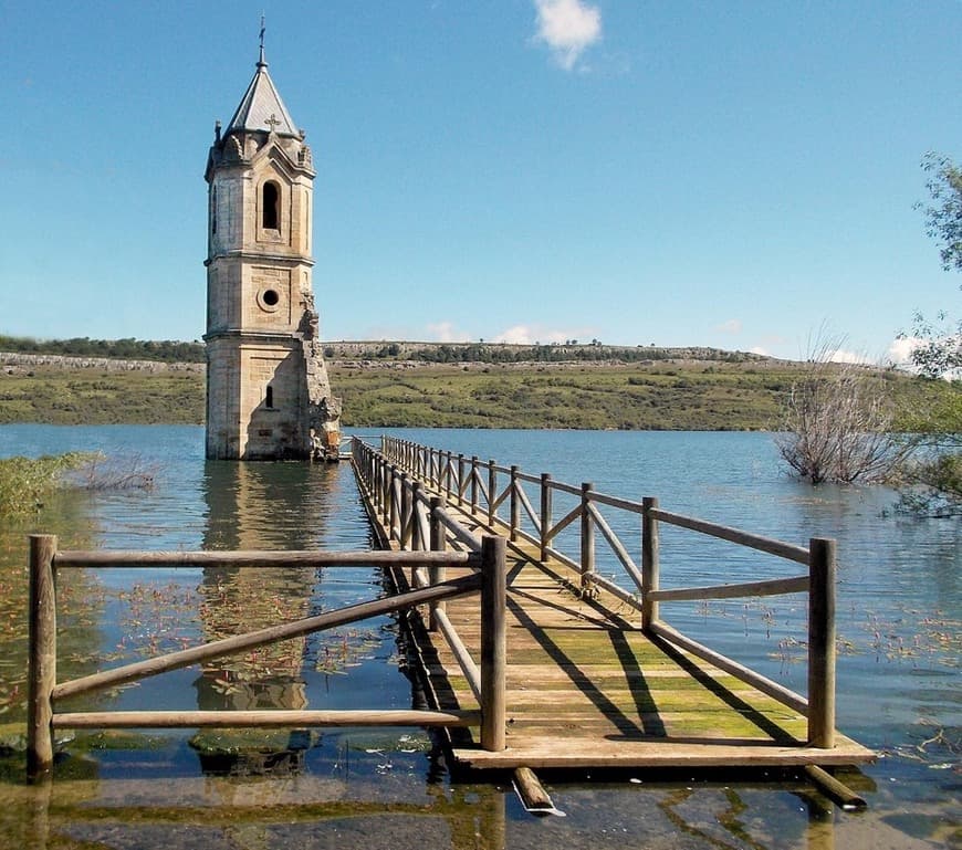 Lugar Embalse del Ebro