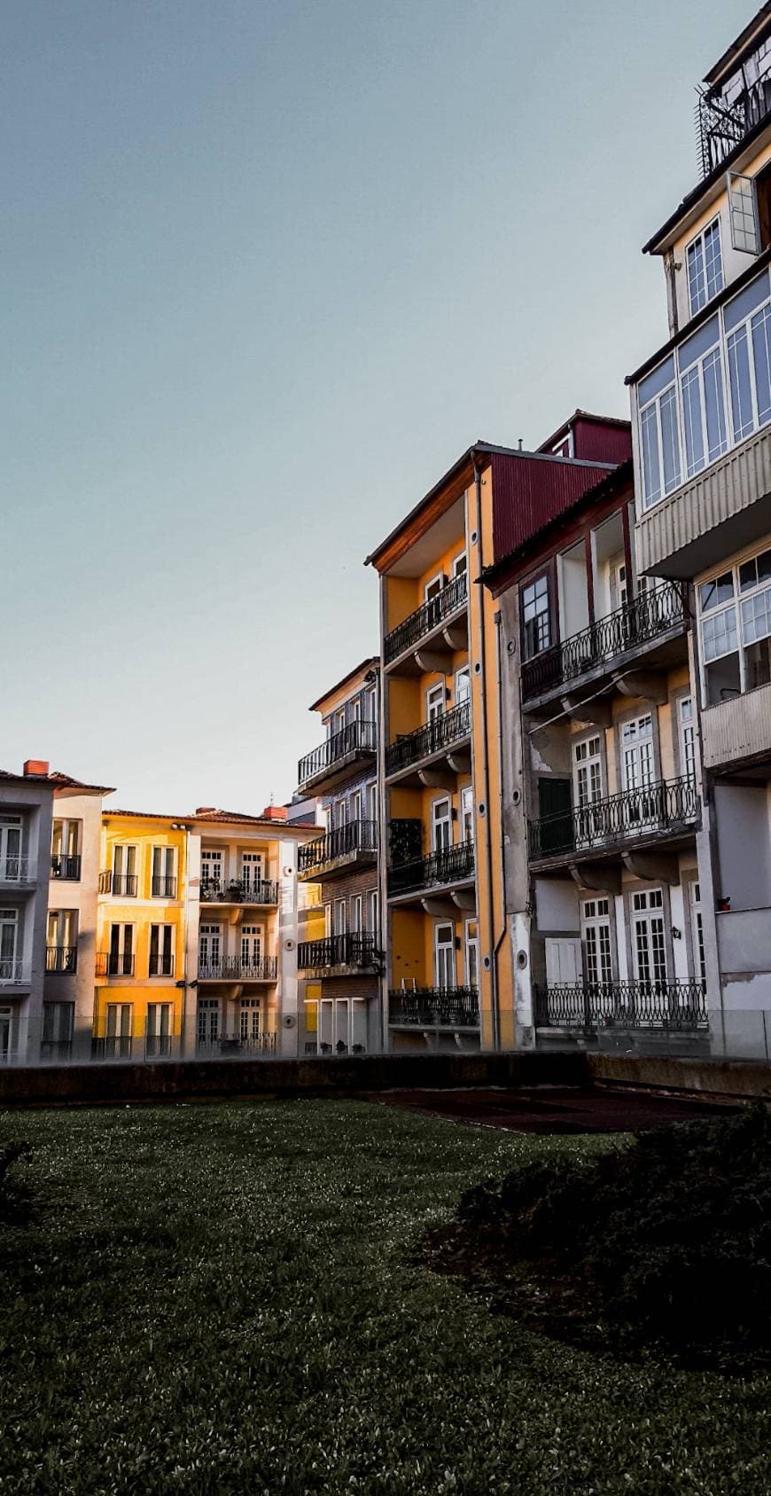 Place Praça das Cardosas