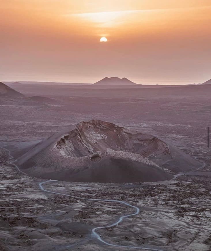 Lugar Volcán El Cuervo