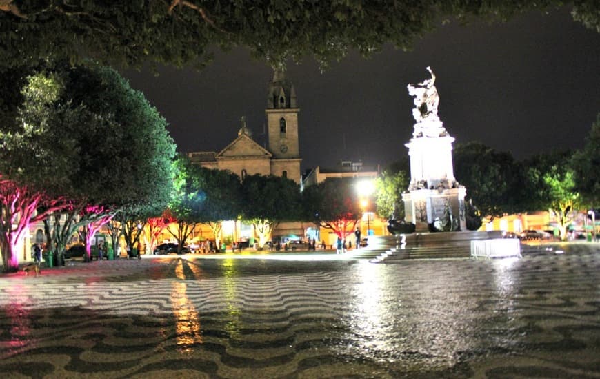 Place Largo de São Sebastião