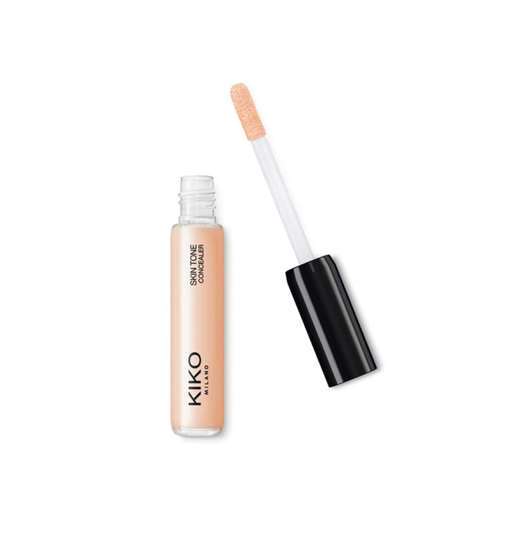 Producto Corrector fluido alisador con acabado natural