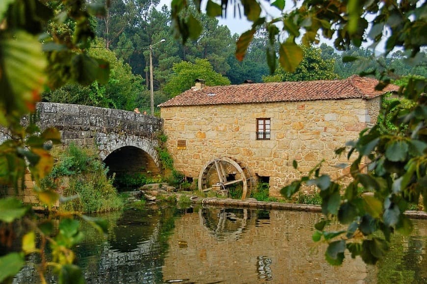 Place Estorãos