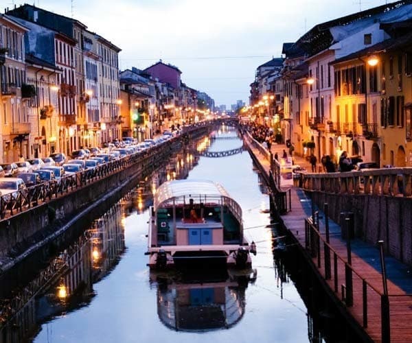 Place Navigli