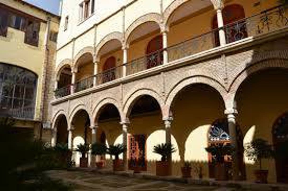 Lugar Salón Mudejar