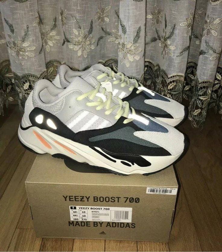 Fashion yeezy boost 700