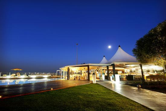 Restaurantes Casanova Beach Club (CBC)