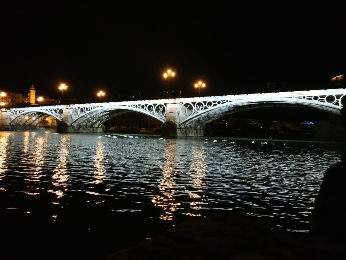 Lugar Puente de Triana