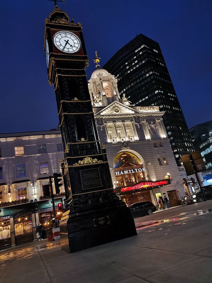 Lugar Victoria Square, Belfast