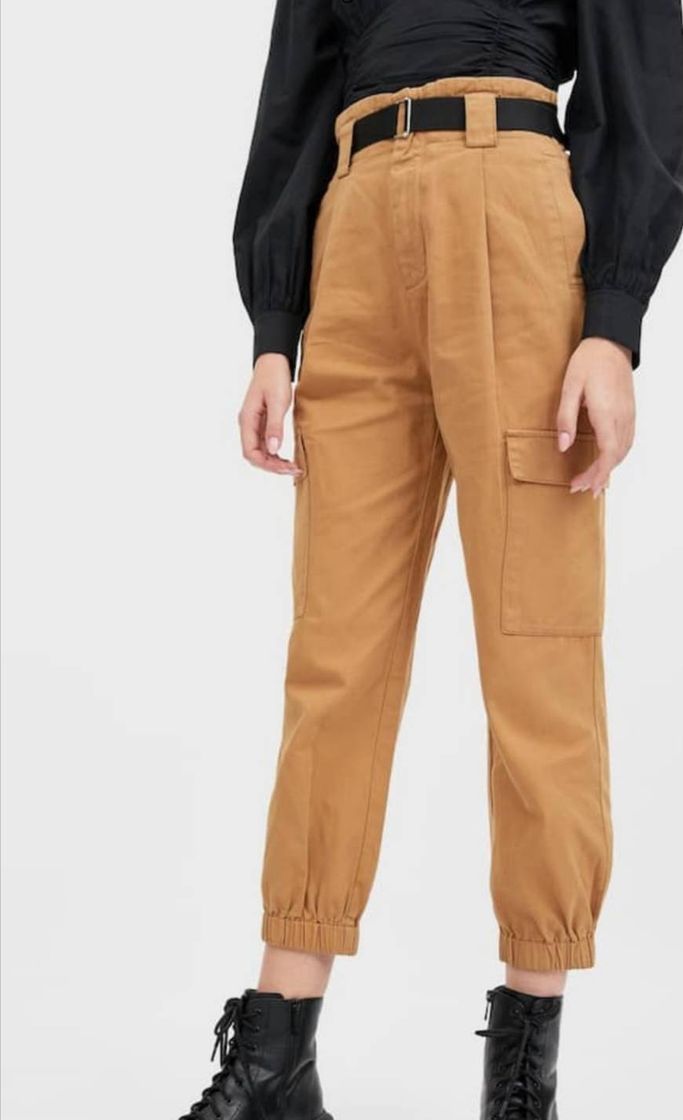 Moda Pantalón cargo cinturón ( Stradivarius ) 