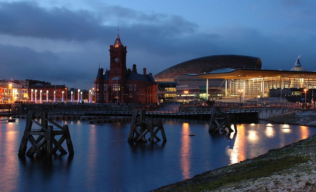 Lugar Pierhead Building