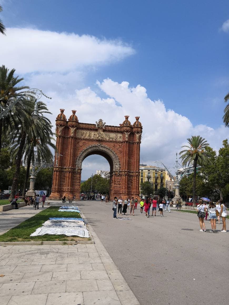 Lugar Arc de Triomf