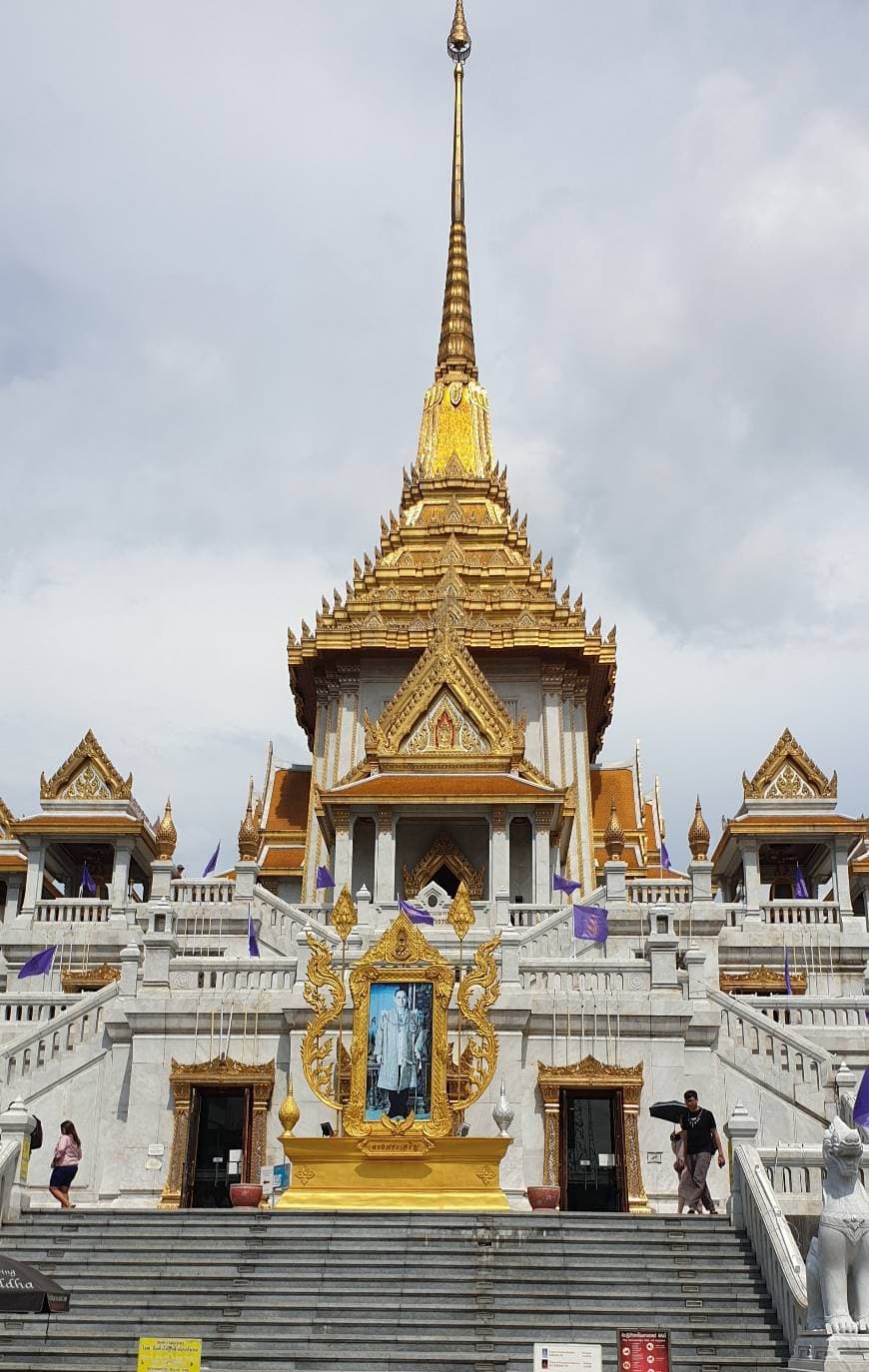 Place The Golden Buddha Temple