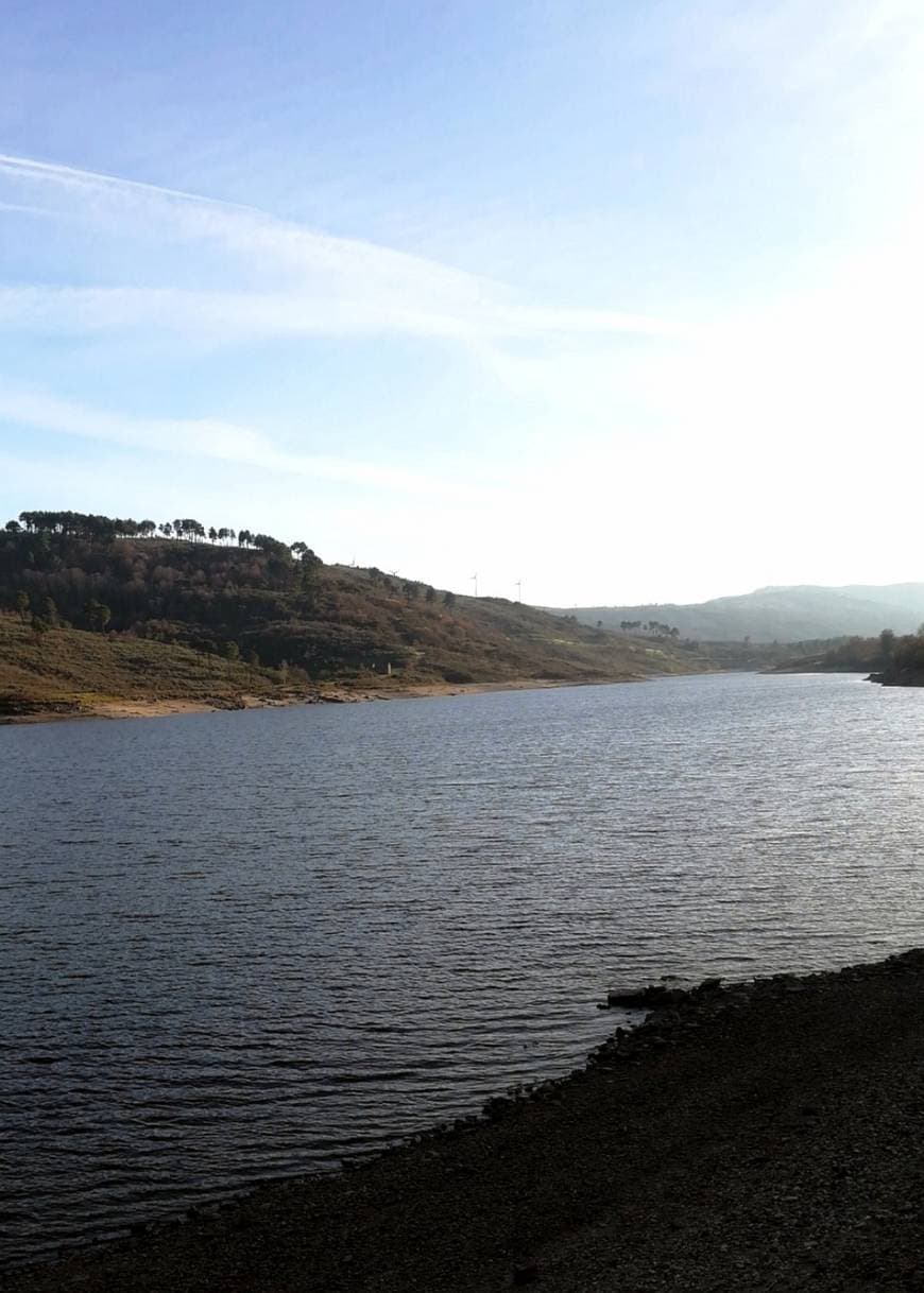 Lugar barragem do Caldeirão