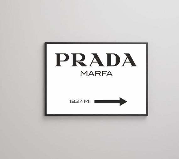 Moda El cuadro Prada Marfa | Decorar tu casa es facilisimo.com | Prada ...