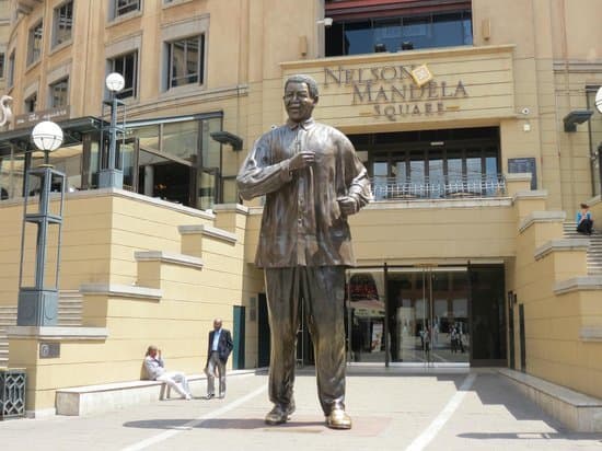 Lugar Nelson Mandela Square