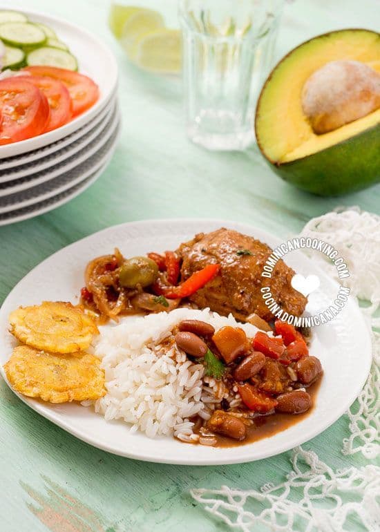 Moda La Bandera Dominicana: Receta y Videos del Almuerzo Tradicional