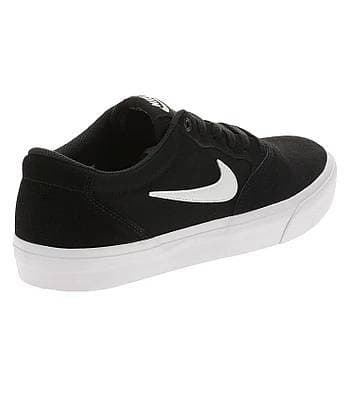 Moda Nike negros 