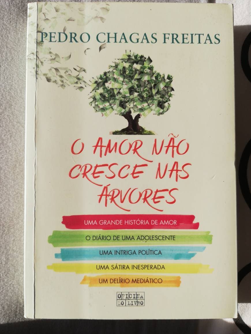 Book "O Amor Não Cresce nas Árvores"