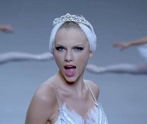 Videogames Shake It Off - Taylor Swift