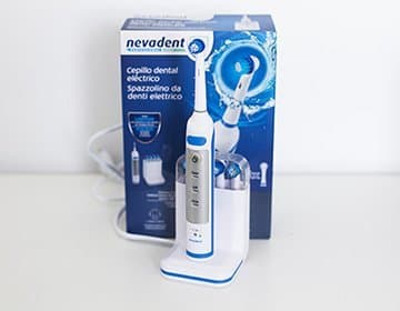 Producto Cepillo dental eléctrico Nevadent