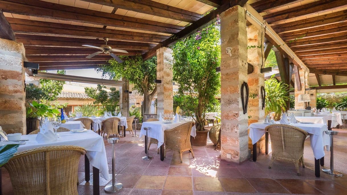 Restaurants Restaurante - Residencia Son Floriana