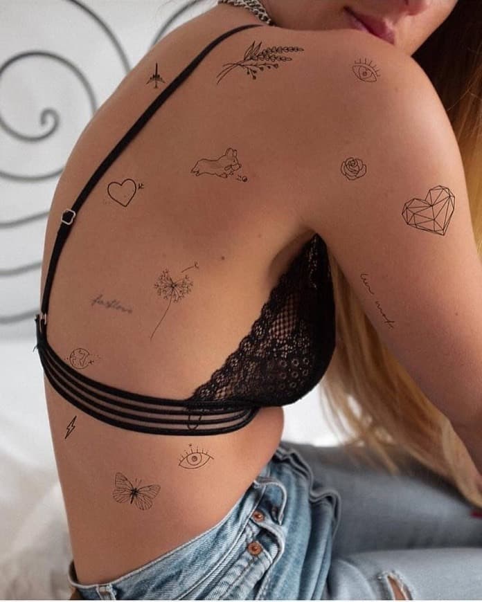 Moda E que tal essa inspiração de tatuagens pequenas ? 